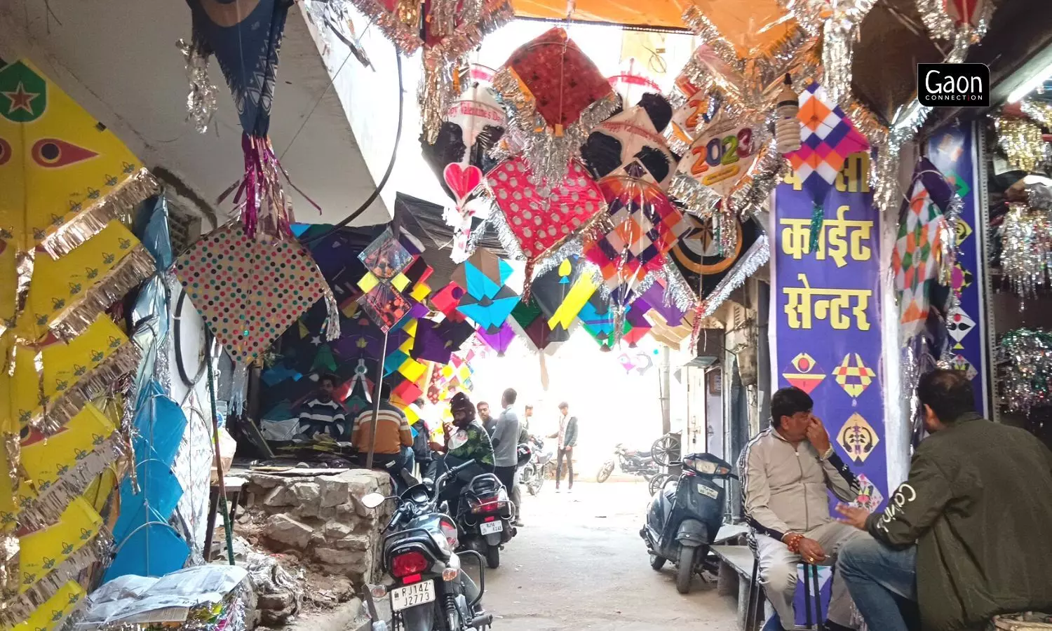 According to shopkeepers in Handipura, this year the sale of kites is low due to the extreme cold wave that has gripped north India. 