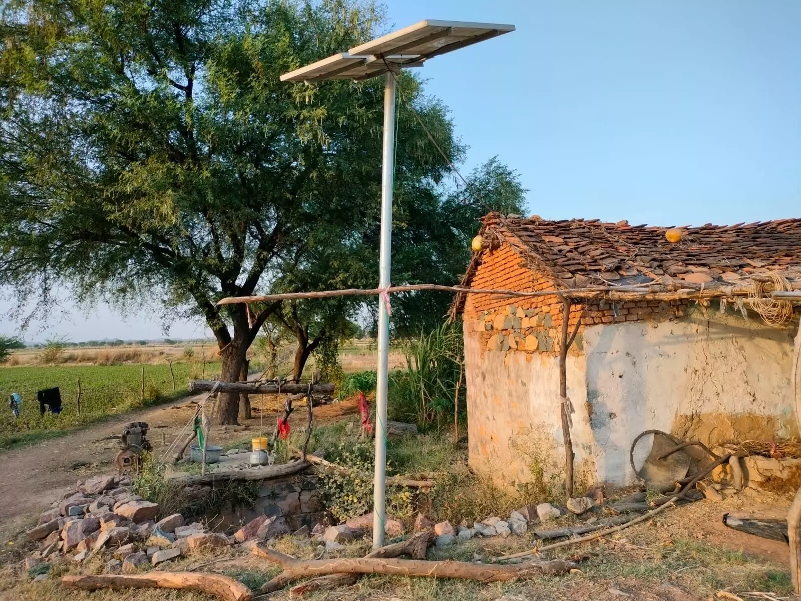 Mahoba, which falls in the drought-prone Bundelkhand region of central India, is witnessing a solar revolution, with farmers switching from diesel-based irrigation pumps to solar-powered pumpsets.